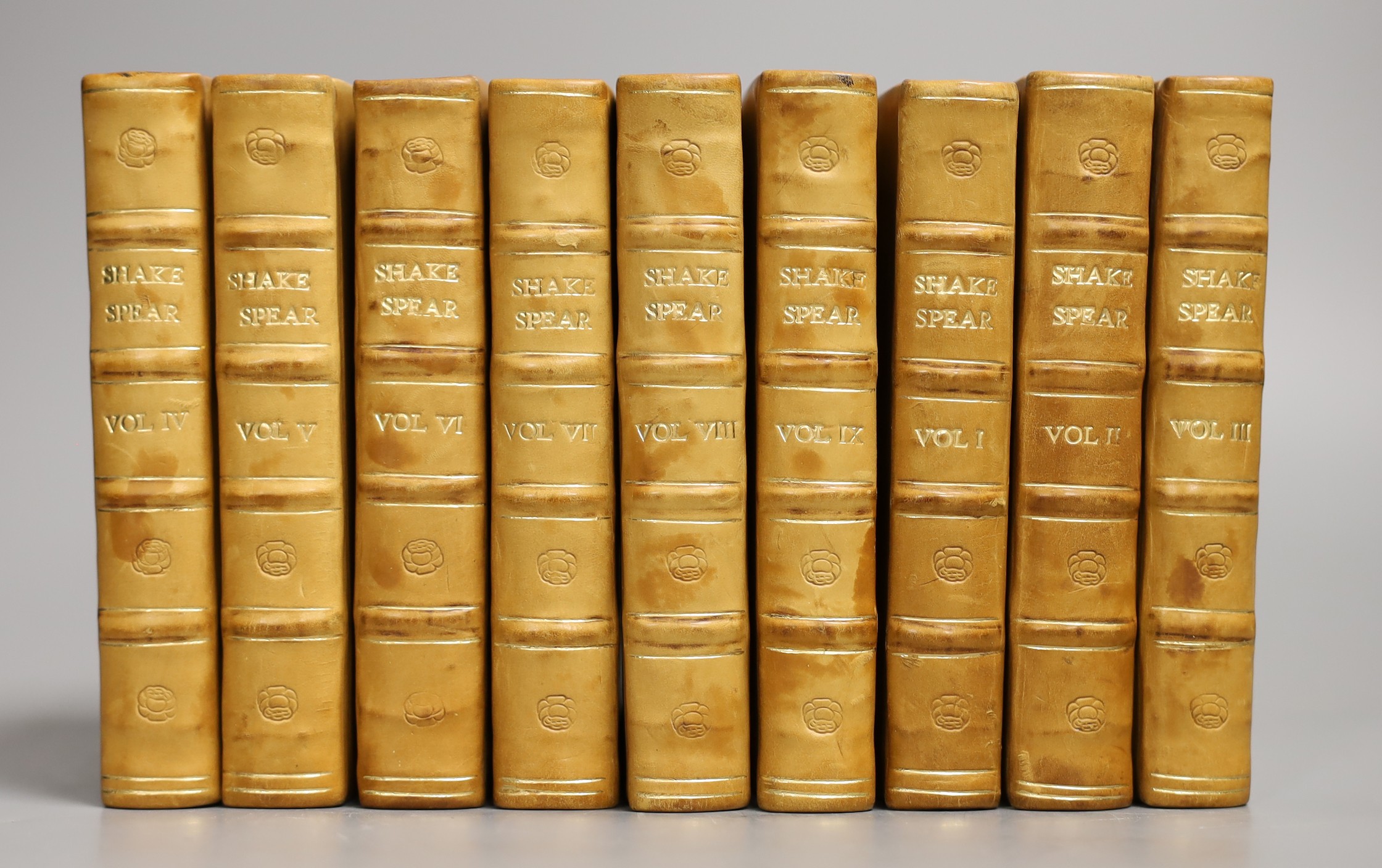 Shakespeare, William, 9 works, 1748